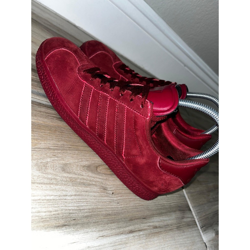 Rare Adidas Gazelle Triple Burgundy Mono Red Sneakers Men's Size 6.5 Shoe G48926